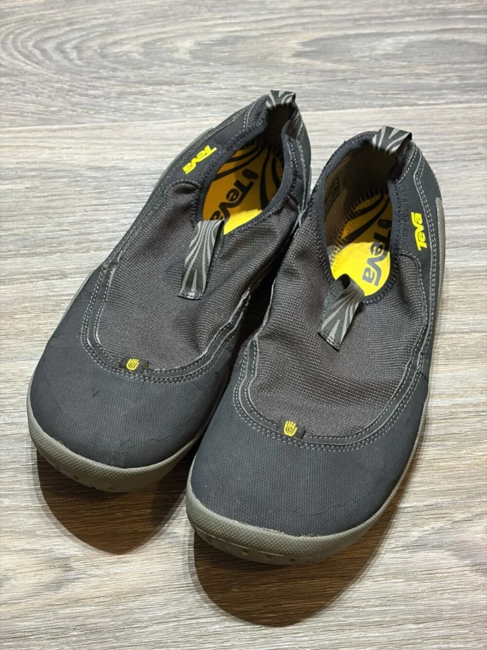 Teva Nilch Mens 11 Hybrid Water Shoes Black Lightweight Quick Dry Mesh Slip On